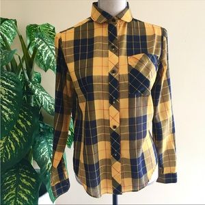 !!Vintage 70’s Plaid Button up Shirt/Flannel Thin!!